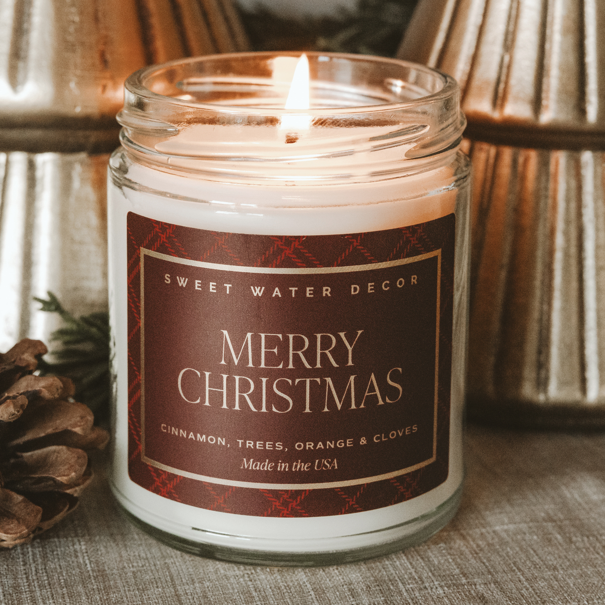 Merry Christmas 9 oz Soy Candle - Apple Cider, Cookies & Pine