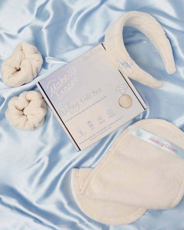 Wifey 4-Piece Gift Set - MakeUp Eraser & Drip Eraser
