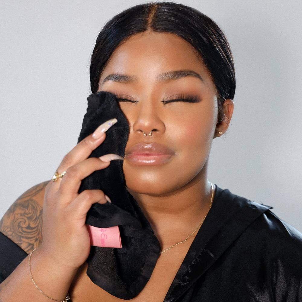 Chic Black Mini PRO XL MakeUp Eraser